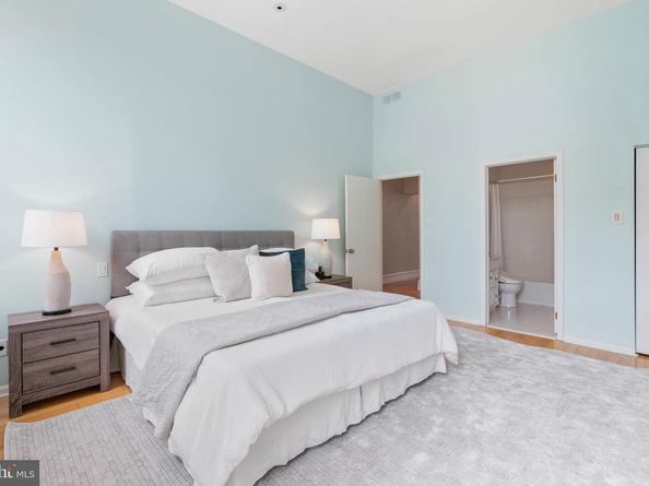 914 Spruce Street 9, Philadelphia PA 19107