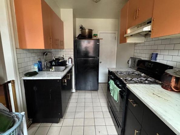 6829 Horrocks Street, Philadelphia PA 19149