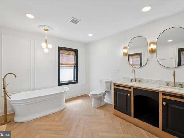 858 Perkiomen Street, Philadelphia PA 19130