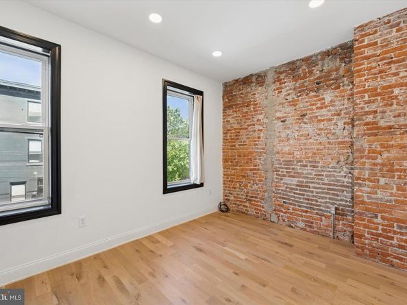 858 Perkiomen Street, Philadelphia PA 19130
