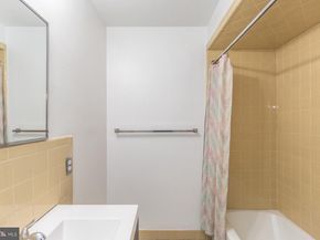 4624 Rhawn Street, Philadelphia PA 19136