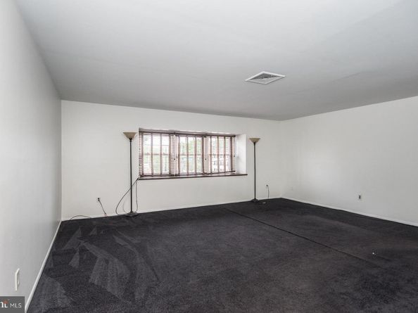 4624 Rhawn Street, Philadelphia PA 19136