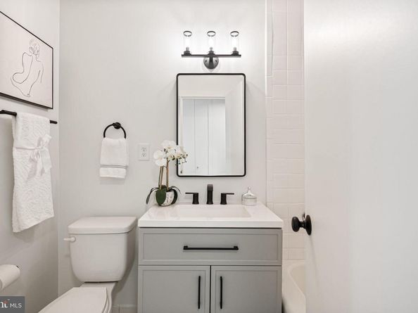 4101 Cathedral Avenue NW 616, Washington DC 20016