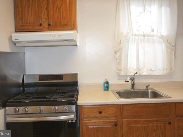 7802 Arlington Avenue, Upper Darby PA 19082