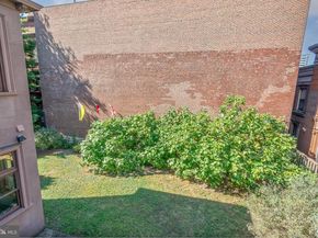 2201 Green Street, Philadelphia PA 19130