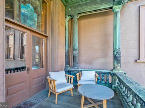 2201 Green Street, Philadelphia PA 19130