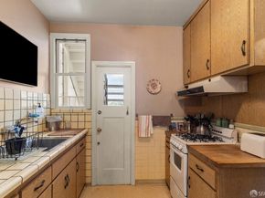 1618 Judah Street, San Francisco CA 94122