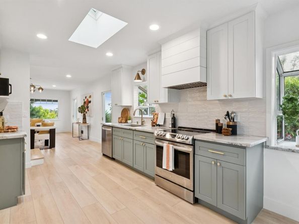 4500 Tulip Avenue, Oakland CA 94619