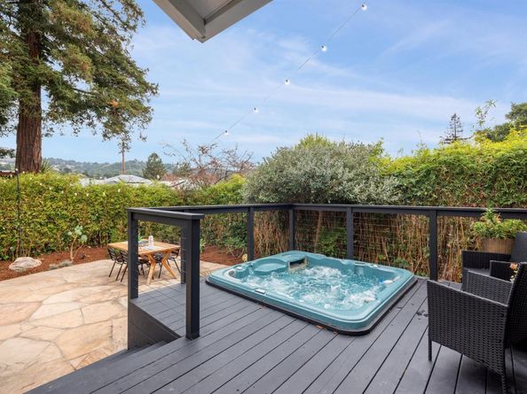 4500 Tulip Avenue, Oakland CA 94619