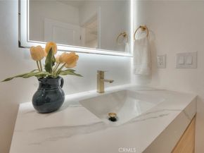 4040 Lehman, La Crescenta CA 91214