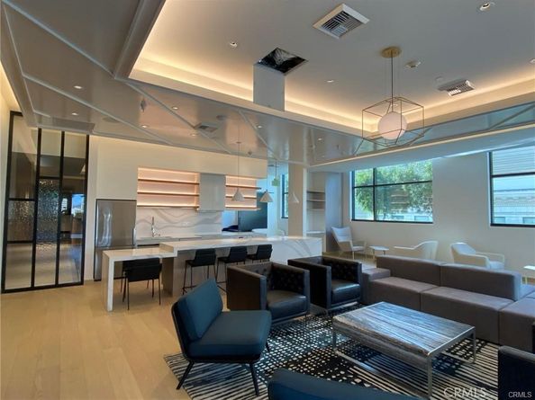 400 S Broadway 2304, Los Angeles CA 90013