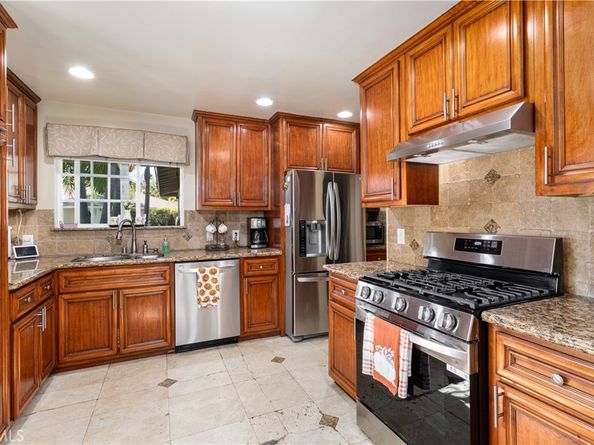 14327 Emory, Whittier CA 90605