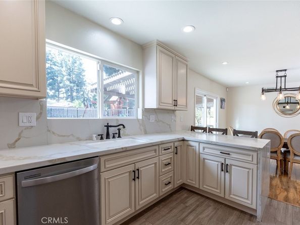 11439 Jeff Avenue, Sylmar CA 91342