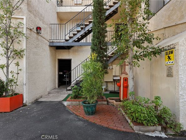 420 W Windsor Road, Glendale CA 91204