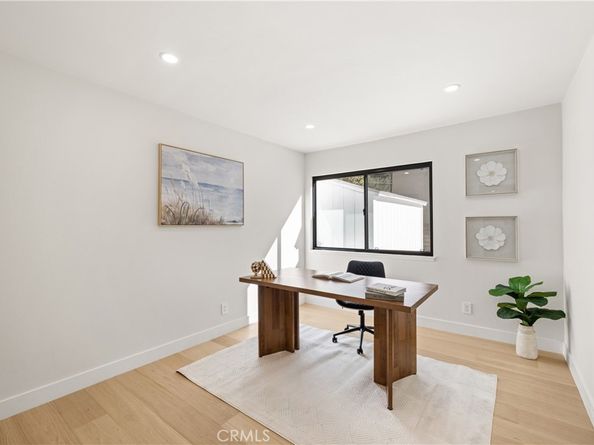 5340 Edgeware Drive, Calabasas CA 91301