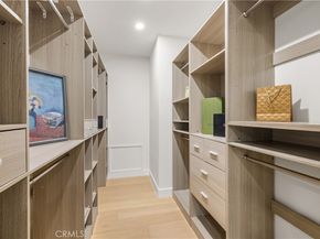 5340 Edgeware Drive, Calabasas CA 91301