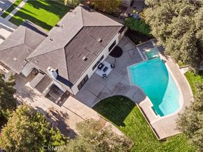5340 Edgeware Drive, Calabasas CA 91301