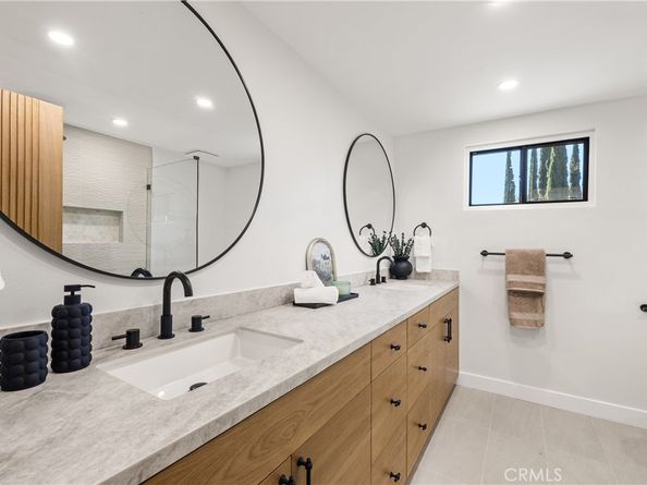 5340 Edgeware Drive, Calabasas CA 91301