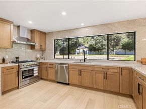 5340 Edgeware Drive, Calabasas CA 91301