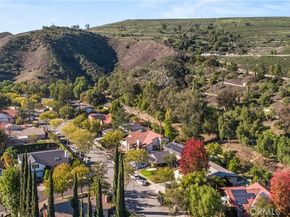 5340 Edgeware Drive, Calabasas CA 91301