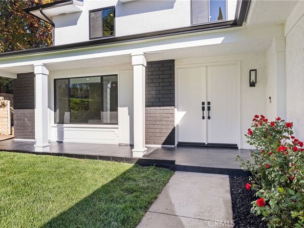 5340 Edgeware Drive, Calabasas CA 91301