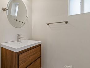 10215 Casaba, Chatsworth CA 91311