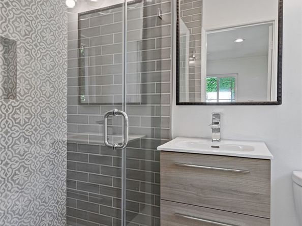 10215 Casaba, Chatsworth CA 91311