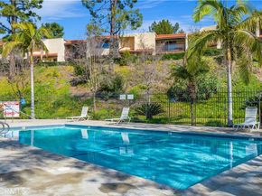 9502 Via Salerno, Burbank CA 91504