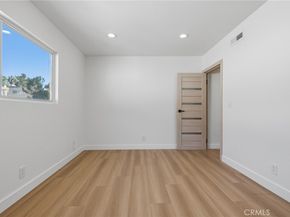 9502 Via Salerno, Burbank CA 91504