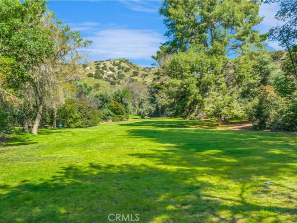 9502 Via Salerno, Burbank CA 91504