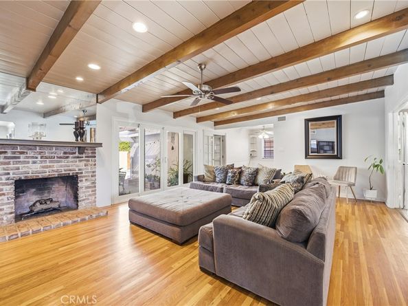 19545 Bryant, Northridge CA 91324