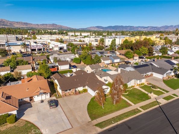 19545 Bryant, Northridge CA 91324