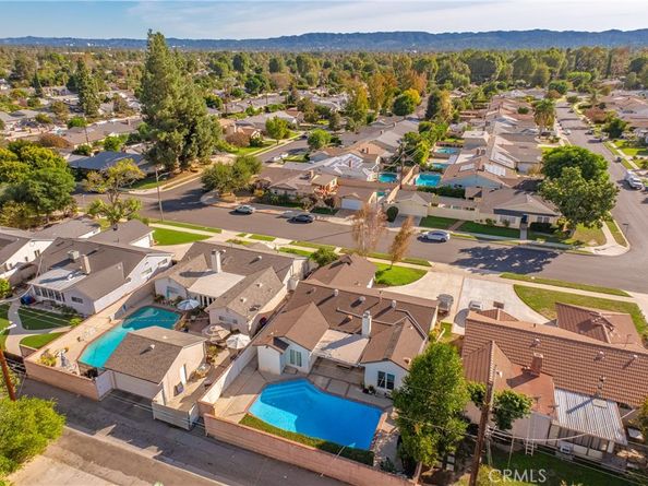 19545 Bryant, Northridge CA 91324