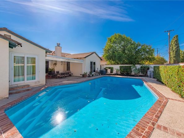 19545 Bryant, Northridge CA 91324