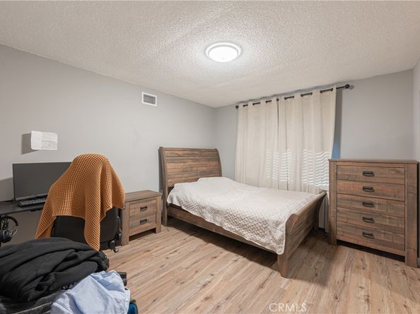 16038 Hartland, Van Nuys CA 91406