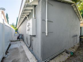 16038 Hartland, Van Nuys CA 91406