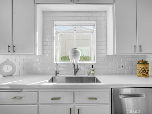 12420 Killion Street, Valley Village CA 91607