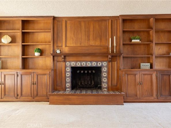 6035 Rod, Woodland Hills CA 91367