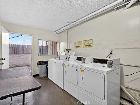 7826 Laurel Canyon Boulevard 17, North Hollywood CA 91605