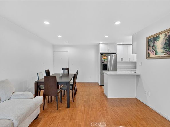 7826 Laurel Canyon Boulevard 17, North Hollywood CA 91605