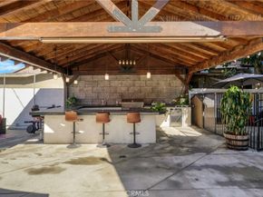 919 919 1/2 W 49th, Los Angeles CA 90037