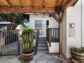 919 919 1/2 W 49th, Los Angeles CA 90037