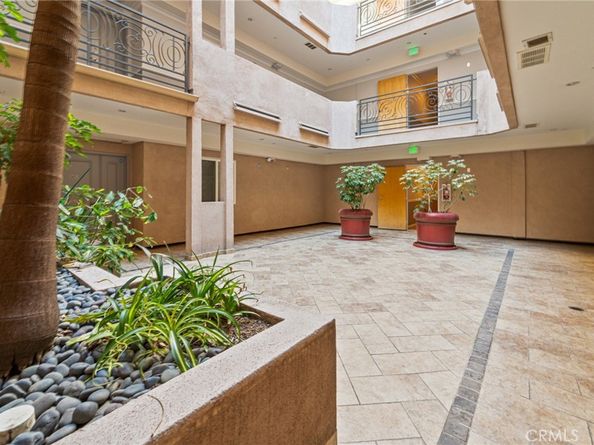 4533 Vista Del Monte 102, Sherman Oaks CA 91403