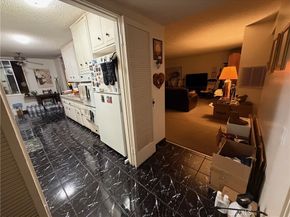 5301 Balboa Boulevard F2, Encino CA 91316