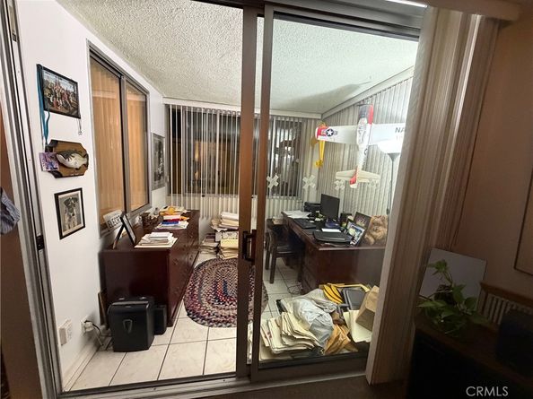 5301 Balboa Boulevard F2, Encino CA 91316