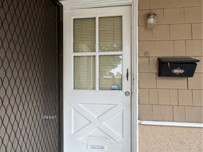 7044 Bertrand, Reseda CA 91335