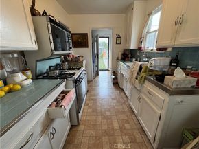 7044 Bertrand, Reseda CA 91335