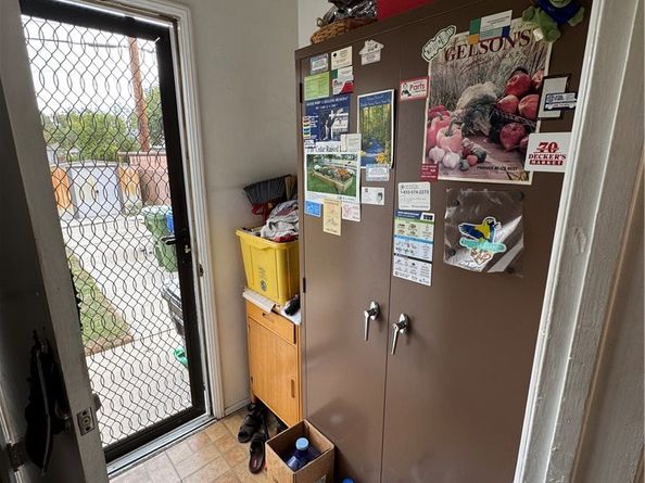 7044 Bertrand, Reseda CA 91335