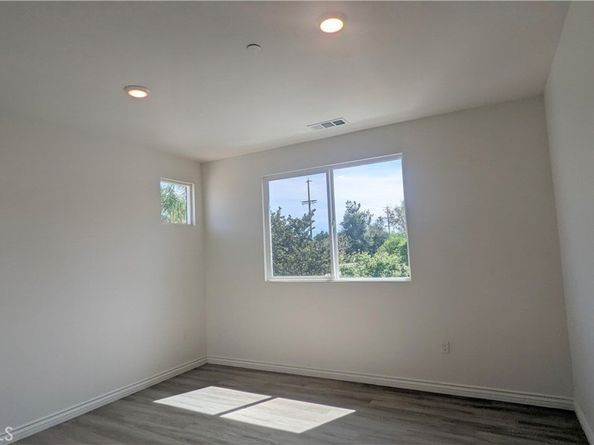 15115 W Logos Court, North Hills CA 91343