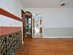 1121 N Frederic Street, Burbank CA 91505